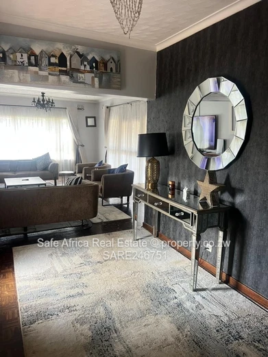 Spacious 4-Bed Home in Eastlea on 1700m² with Borehole