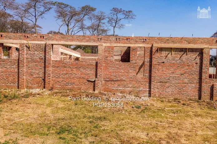 Incomplete 4-bed House with a Good Borehole (Sole Mandate)