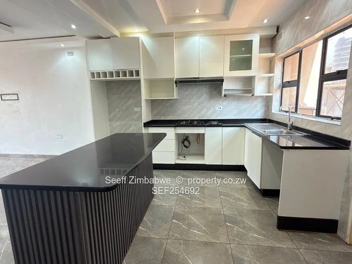 Rainham Park Flat To Rent