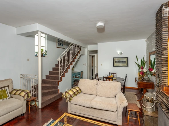 2 Bedroom Garden Flat