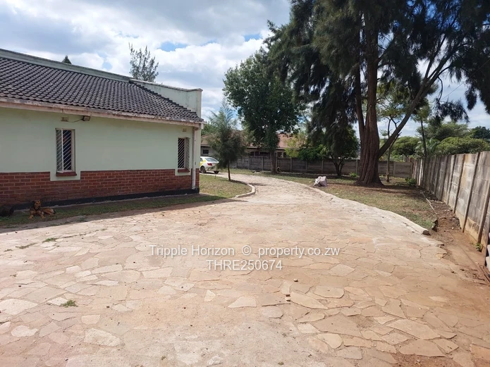 Spacious 5-Bed Marlborough Home on 2222 sqm 