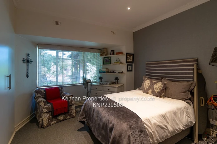 Stunning Home In Great Location.  Offer over $950 000