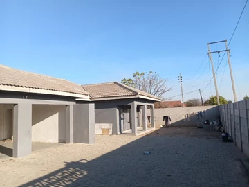6 Bedroom House