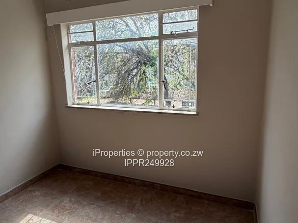 3-Bedroom Duplex with Private Garden 