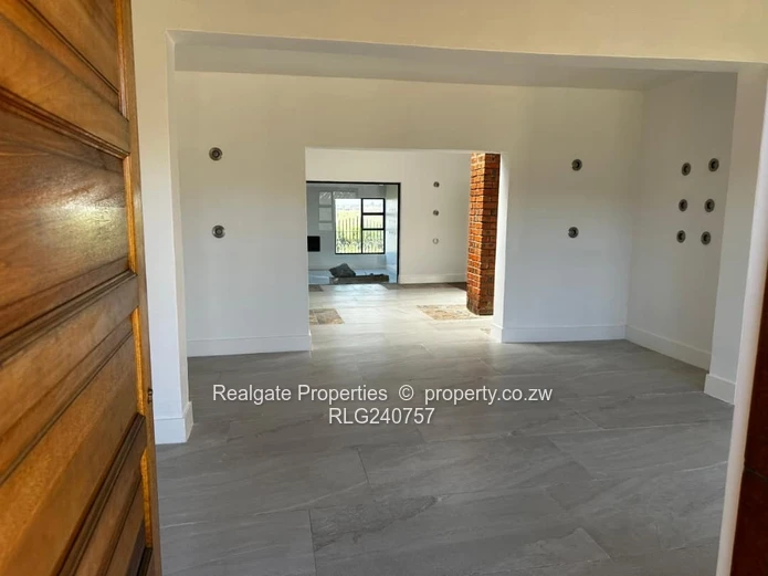 Three Bedroomed House Available In Hopelyn