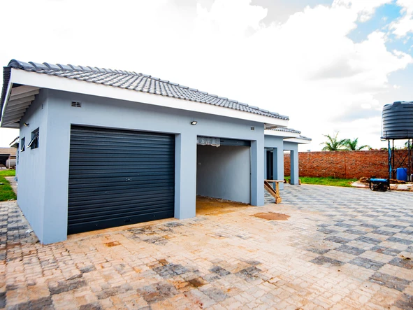 5 Bedroom House For sale in Mount Pleasant Heights 