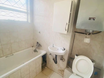 Flat & Apartment