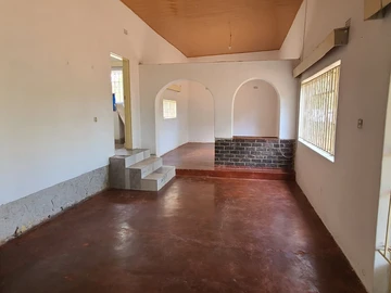 Farm & Agricultural Land