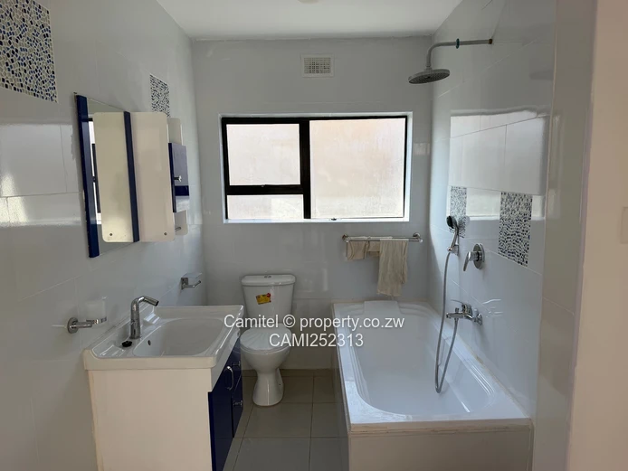 Modern Arlington 4-Bed Townhouse,Borehole ,Solar & 24hr Security