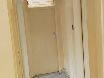 2 Bedroom Flat & Apartment