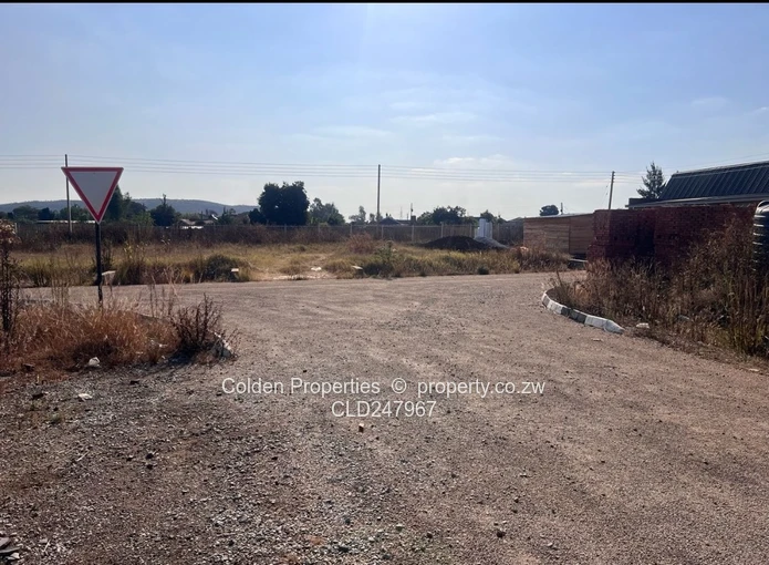 Perfect investment opportunity! Ideal starter home! (Sole Mandate)