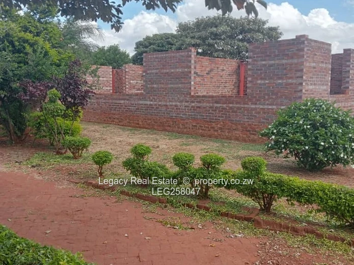 Westwood: 14-Bed  Double-Storey Shell with a 2bedroom cottage