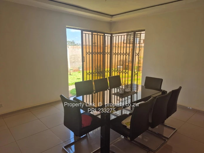 4-Bed 3-Bath Family Home In Mount Pleasant Heights