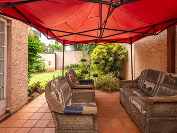 3 Bedroom Flat & Apartment