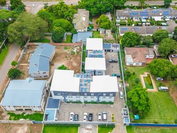 2 Bedroom Flat & Apartment