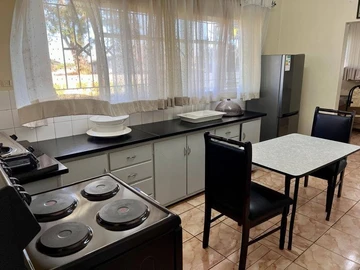 5 Bedroom House
