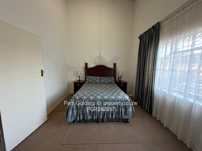 Suburbs townhouse for sale