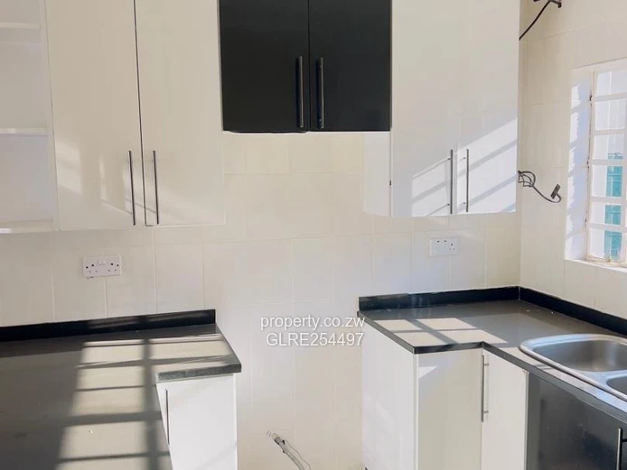 Bright 2-Bed Home with Borehole & Sliding Patio Doors — Newlands