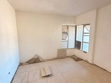 4 Bedroom Garden Flat