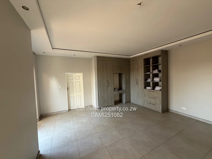 Borrowdale Brooke: Double-Storey 6-Bed on 4000m² (Borehole)