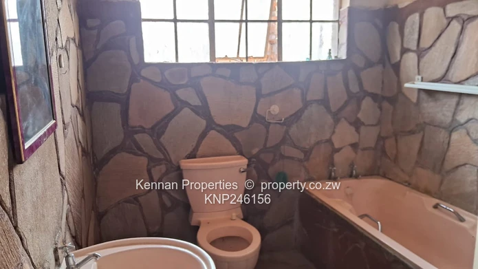 Family Place in Fab Location! (Sole Mandate)