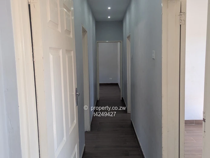 Glaudina house to rent  (Sole Mandate)