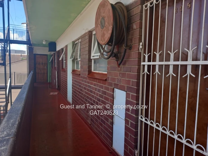 1 Bedroom Flat to Rent - Avenues Area close to David Livingstone Primary