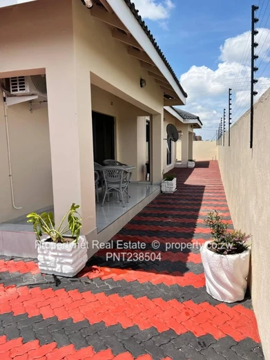 Solid neat family home!!!