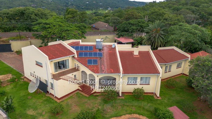 Stunning 5 bed fully furnished house in Glenlorne