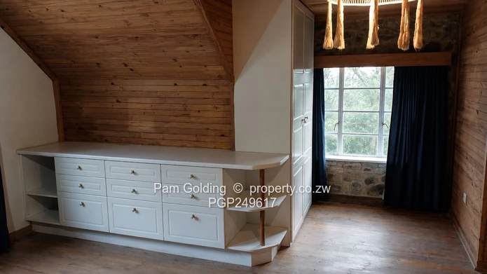 Stone-Clad Family Home With Cottage For Sale In Chimanimani