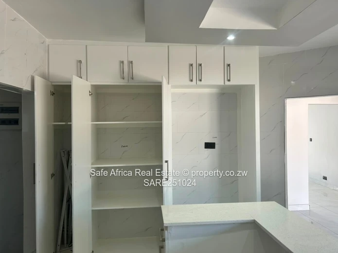 4 BEDROOM HOUSE TO LET | ZIMRE PARK, NEAR MUTARE ROAD - $700pm