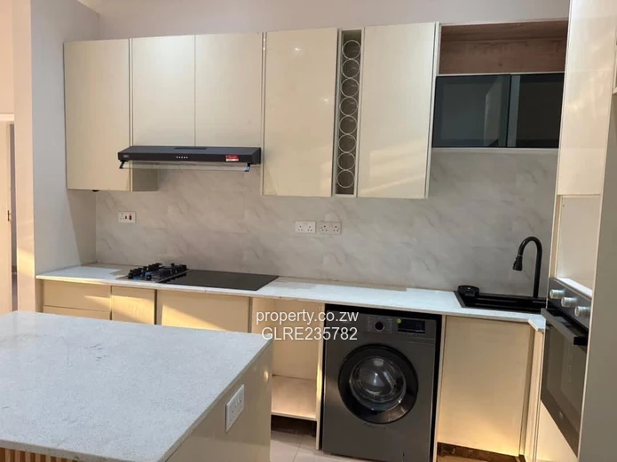 Avondale West Townhouses/Apartments to Let