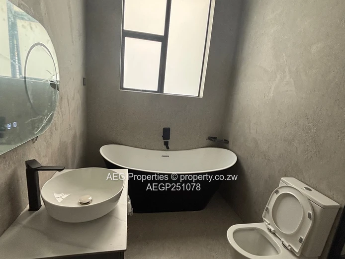 To Let Newly Built Luxury 4-Bedroom Townhouse |Highlands
