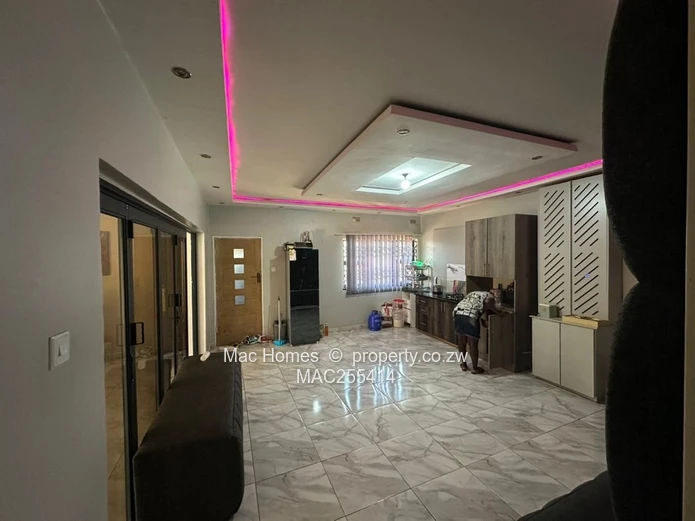 Tynwald North – Spacious Family Home For Sale