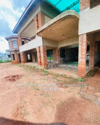 House for sale (Sole Mandate)