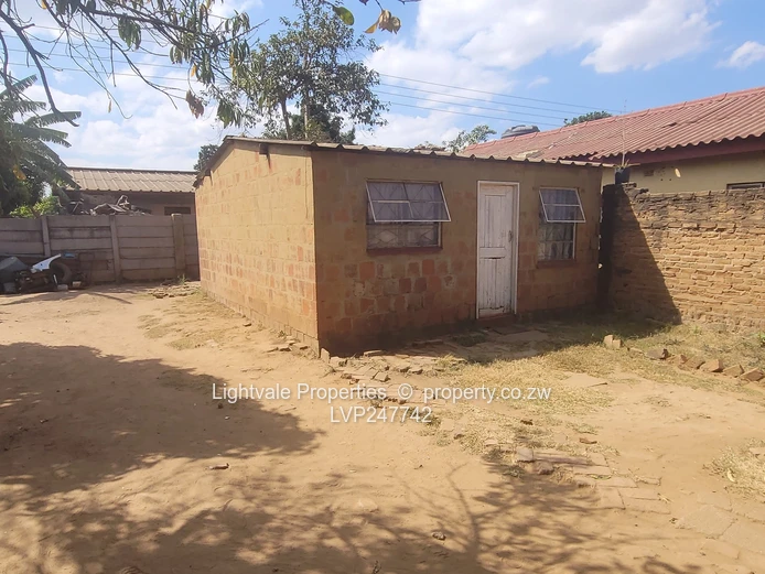 Glen View 1 Core house  (Sole Mandate)