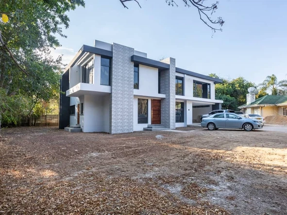 8 Unit Townhouse Complex