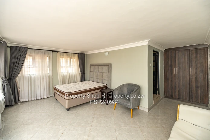 Enough space for a big family (Sole Mandate)