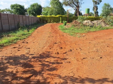 Commercial & Industrial Land