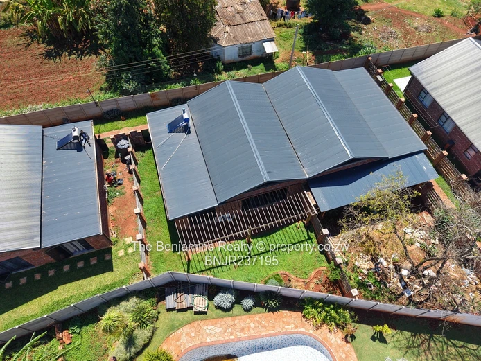 Established 3 bed Cluster unit