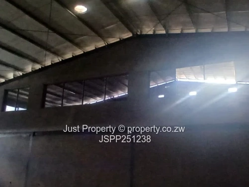 SUNWAY CITY WAREHOUISE(2 200 Sqm Under Roof): RENT