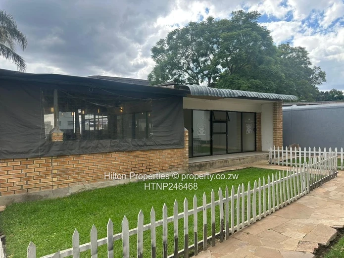 Shop and Offiice Space in Highlands (Harare North) 