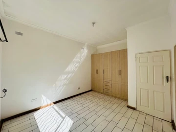 3 Bedroom Garden Flat