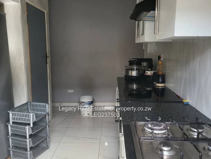 Elegant 4-bedroom home with solar backup – Cold Comfort Parkview