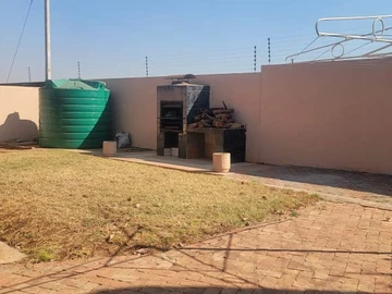 3 Bedroom Garden Flat