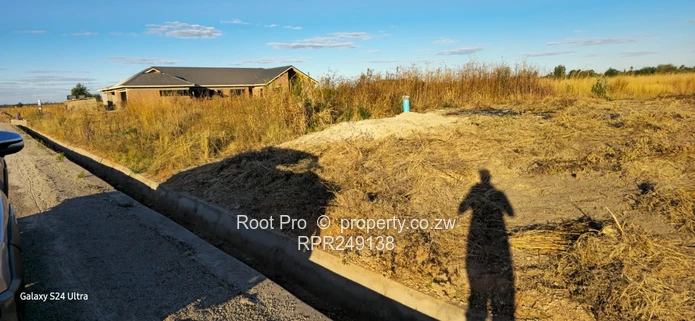 Paarl Estate Nyabira phase 1 Stand for sale
