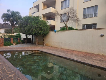 3 Bedroom Flat & Apartment