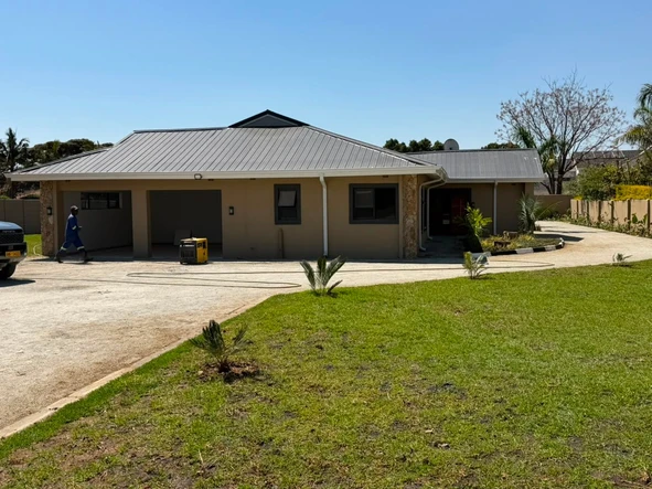 6 Bedroom House