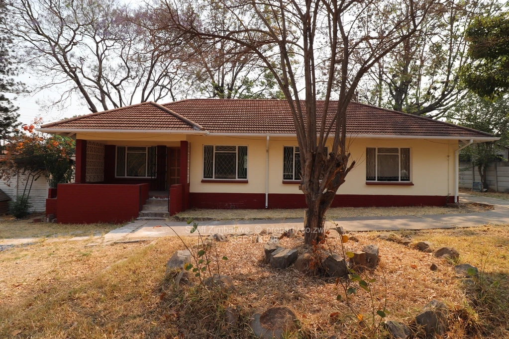 3 Bed Houses for Sale in Hythe Close, Sentosa SEF174538