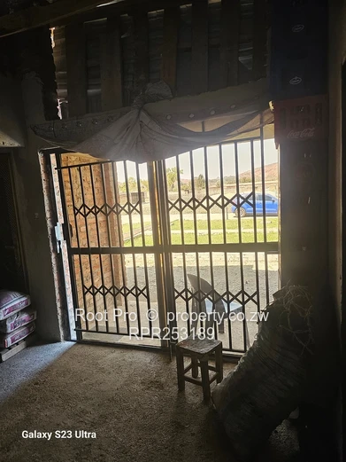 Warren park D Phase 2 House for Sale  (Sole Mandate)